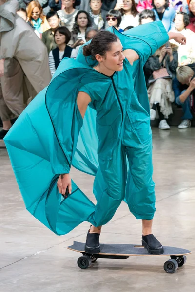 Look 33